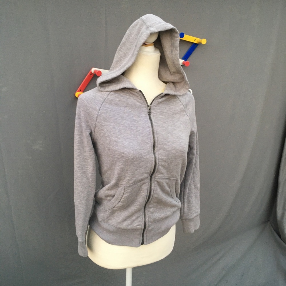 Free zip-up